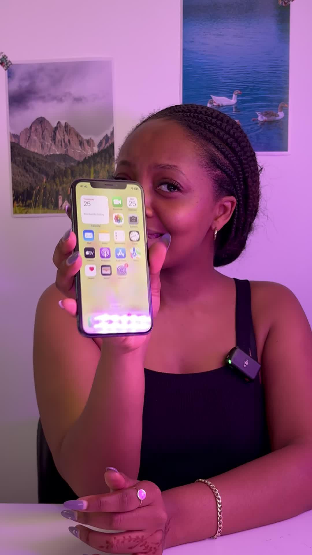 Set exclusive widgets & themes for your Phone