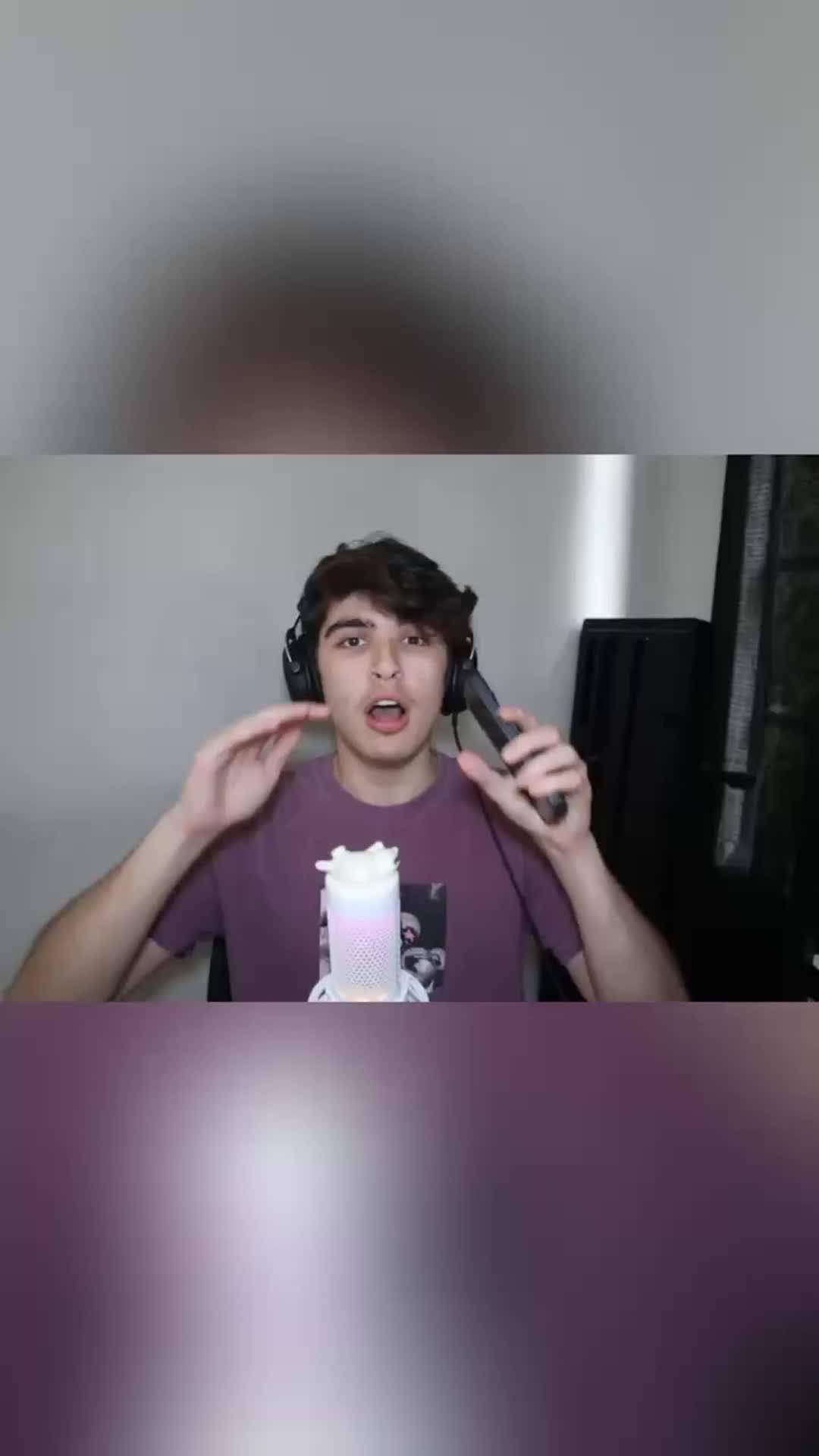 Super Coin, the endlessly engaging puzzle quest, awaits you only on Yoobox!