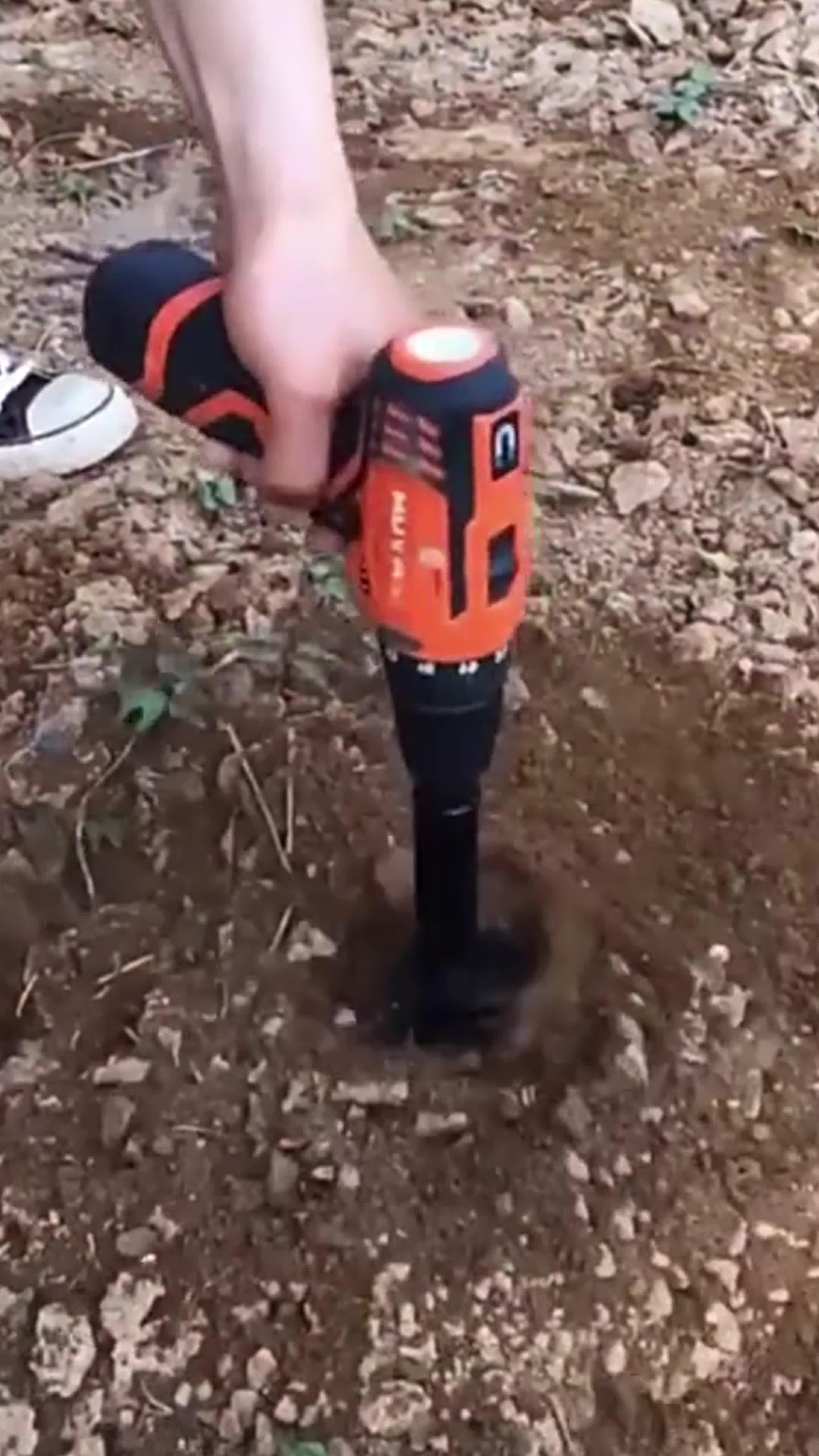 Broca Perfurador Solo Terra Jardim Espiral De Metal Plantas