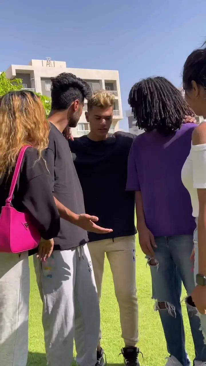 في لعبه جديده اسمها الجاسوس وكمان تقدر تعمل دردشه هناك مع ناس كتيره وانا هبقا موجود هناك علطول يلا روحو بسرعه #weplay 