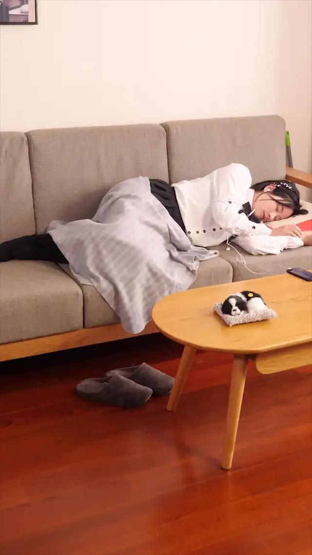 100,000以上の最もホットな曲で