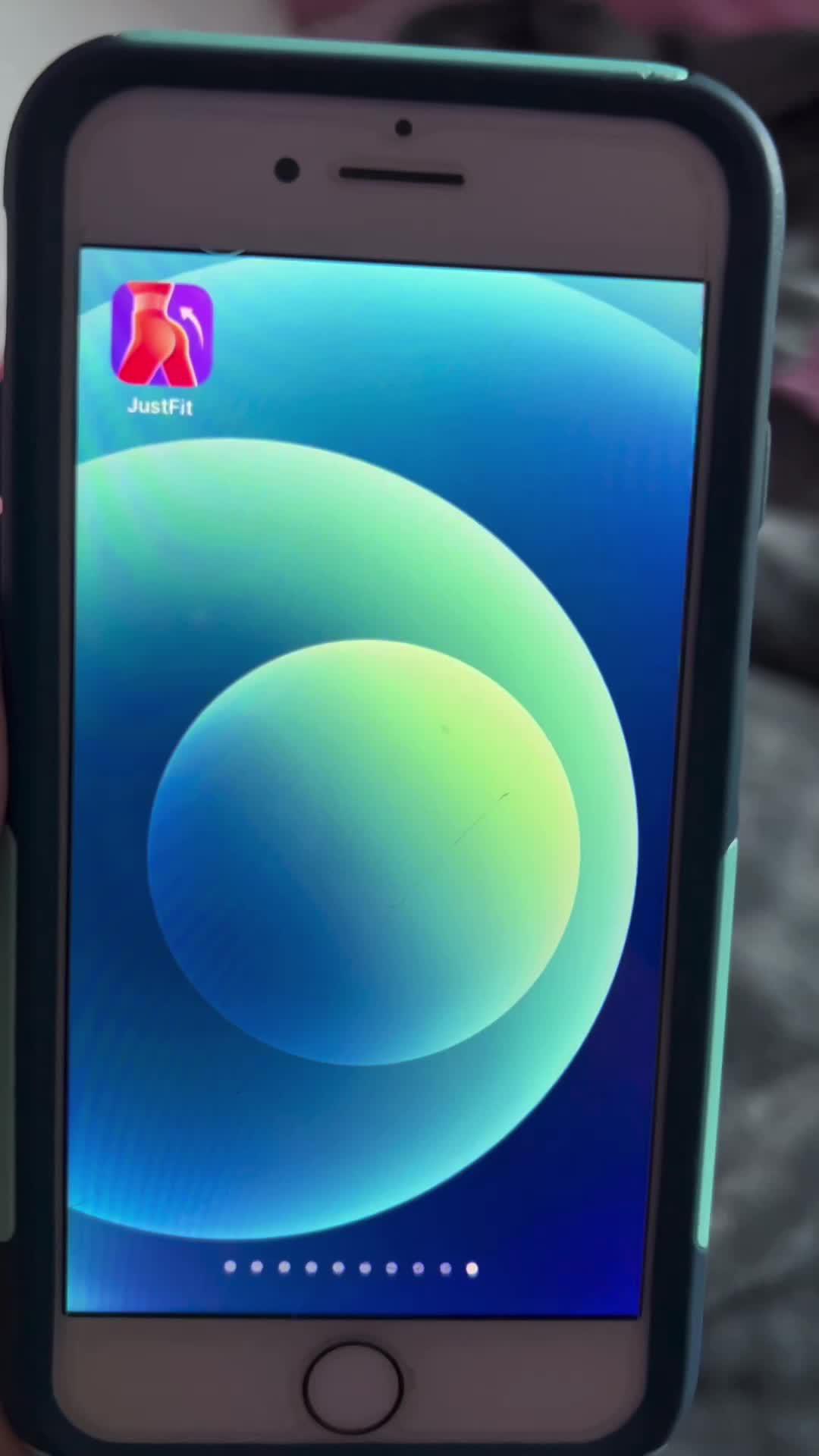 Lazy girl workout! Workout at home at any time, with zero equipment.