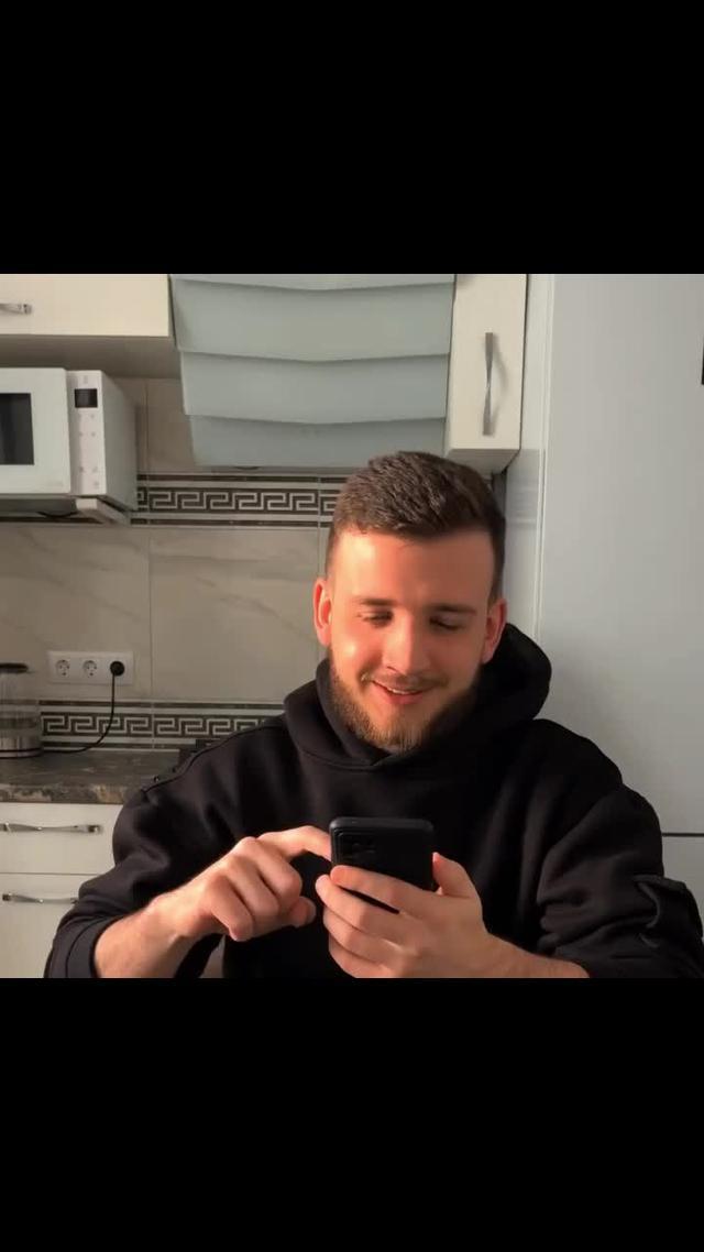 Spin, win, raid and attack your friends - the winner takes it all!  Be the next Master