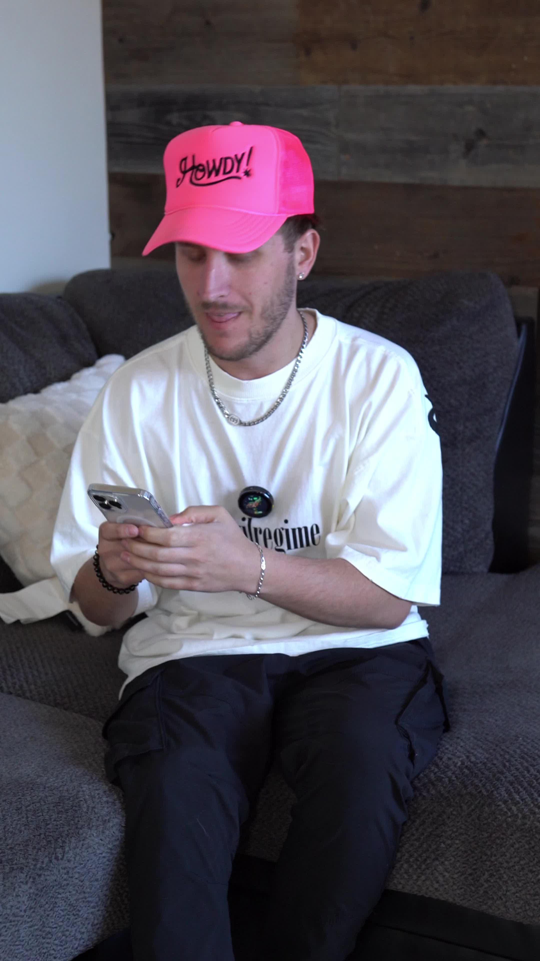 Customizable sound effects, make the music louder with 1 touch!