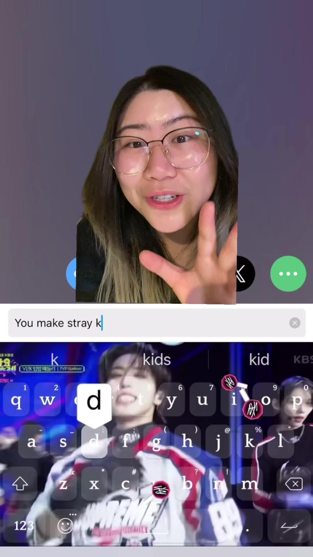 Im a kpop stan… everything on my phone must be kpop related oop 🤪 I love that you can use Facemoji to customize your keyboard 😝 ofc i had to do it with the iconic han video hehe  #kpop#kpopfyp#kpopstan#keyboard#cuztomkeyboard#phonekeyboard#han#hanjisung#straykids#skz 