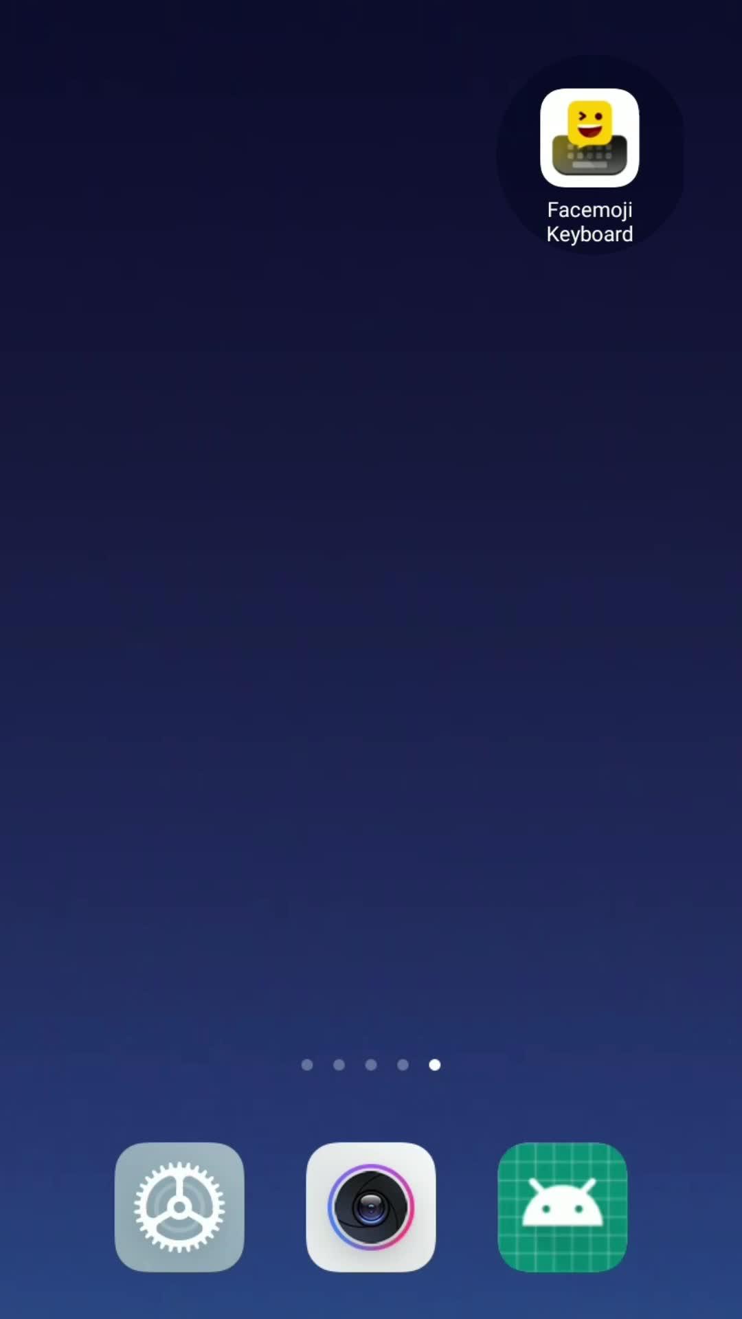 Upgrade your typing game with Facemoji Keyboard