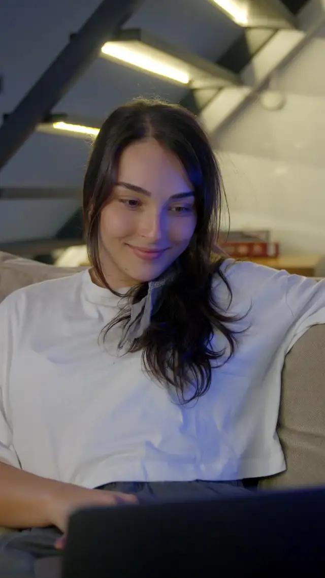 Hemen müşteri ol, 20.000 TL'ye varan faizsiz Taksitli Nakit Avans fırsatını yakala.