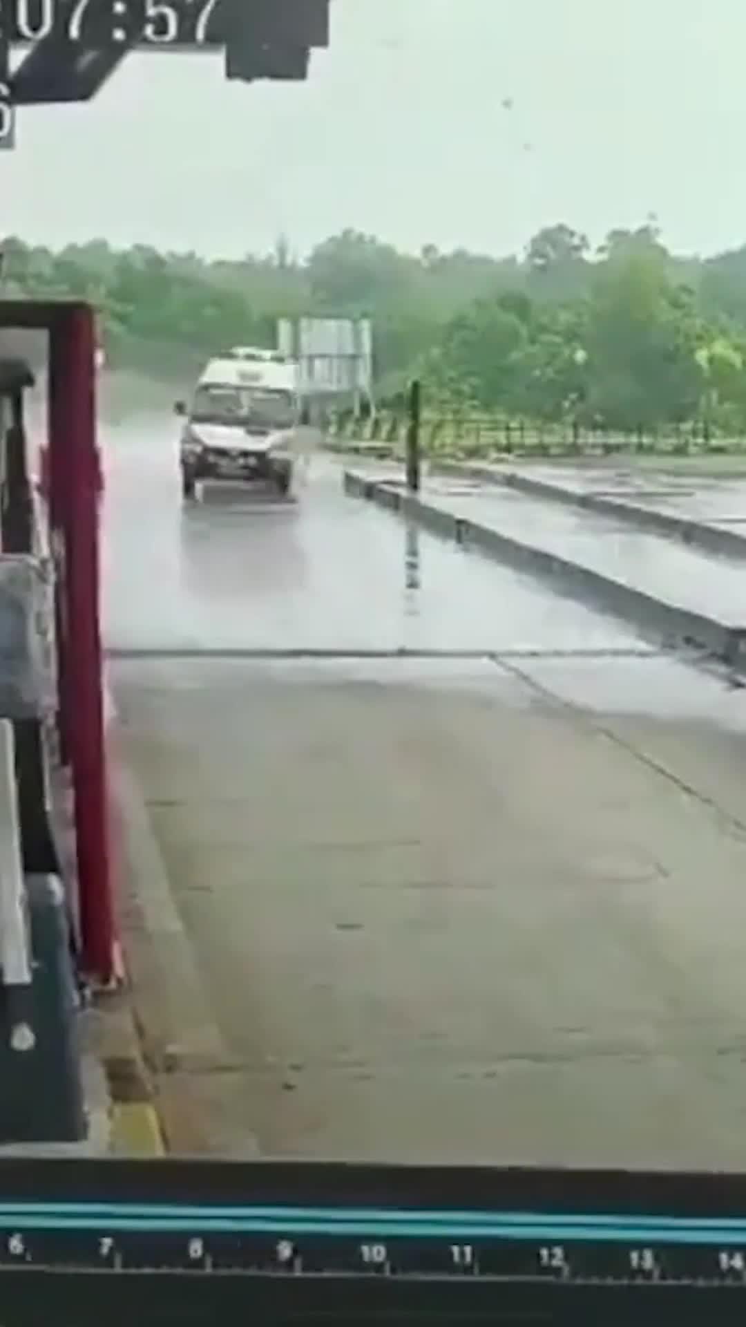 Why is this game so fun?! Play now!