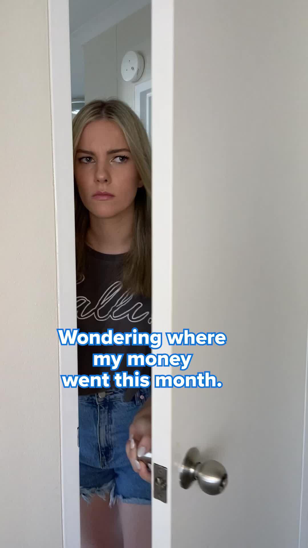 Track, trade and save all in one app.