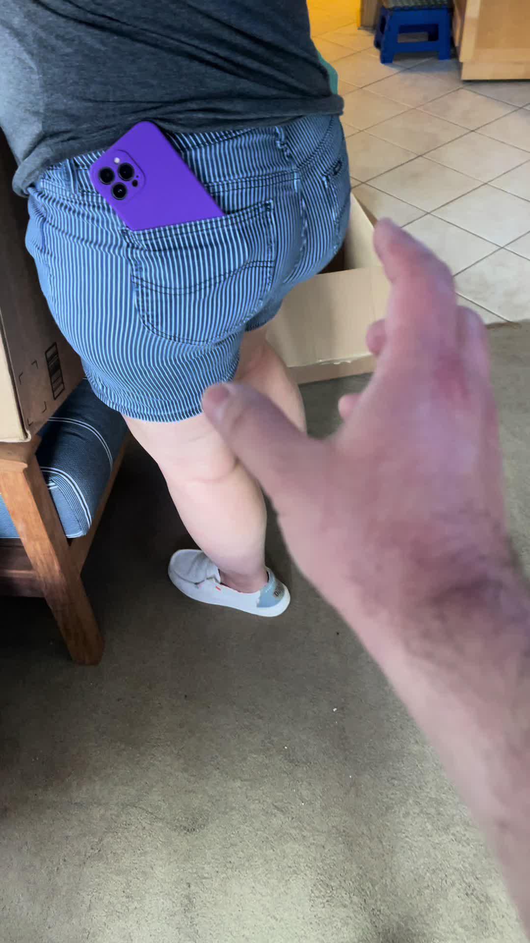 The app warns when someone touches your phone