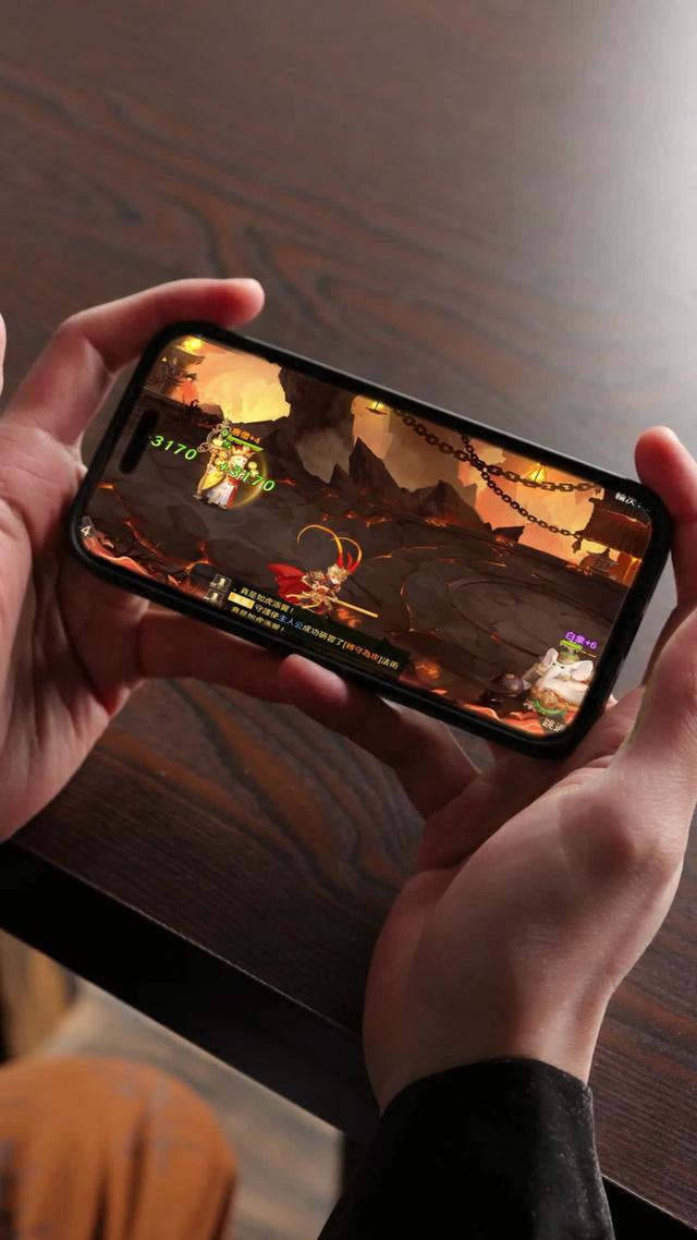 收服妖魔鬼怪，萬妖等你來探，領取限時禮包碼VIP888，上線送SSR+一年3650連抽！