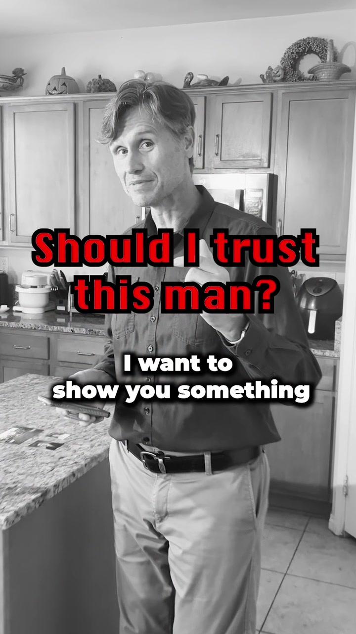 Trust us, Photomyne is the BEST app for scanning your precious moments 👨‍👩‍👧‍👦⌛️✨#photomyne #lifehack #app