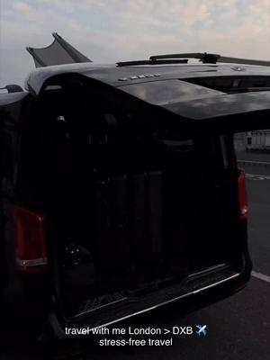 Your trusted chauffeur service offering WiFi, water, chargers, and professional chauffeurs.