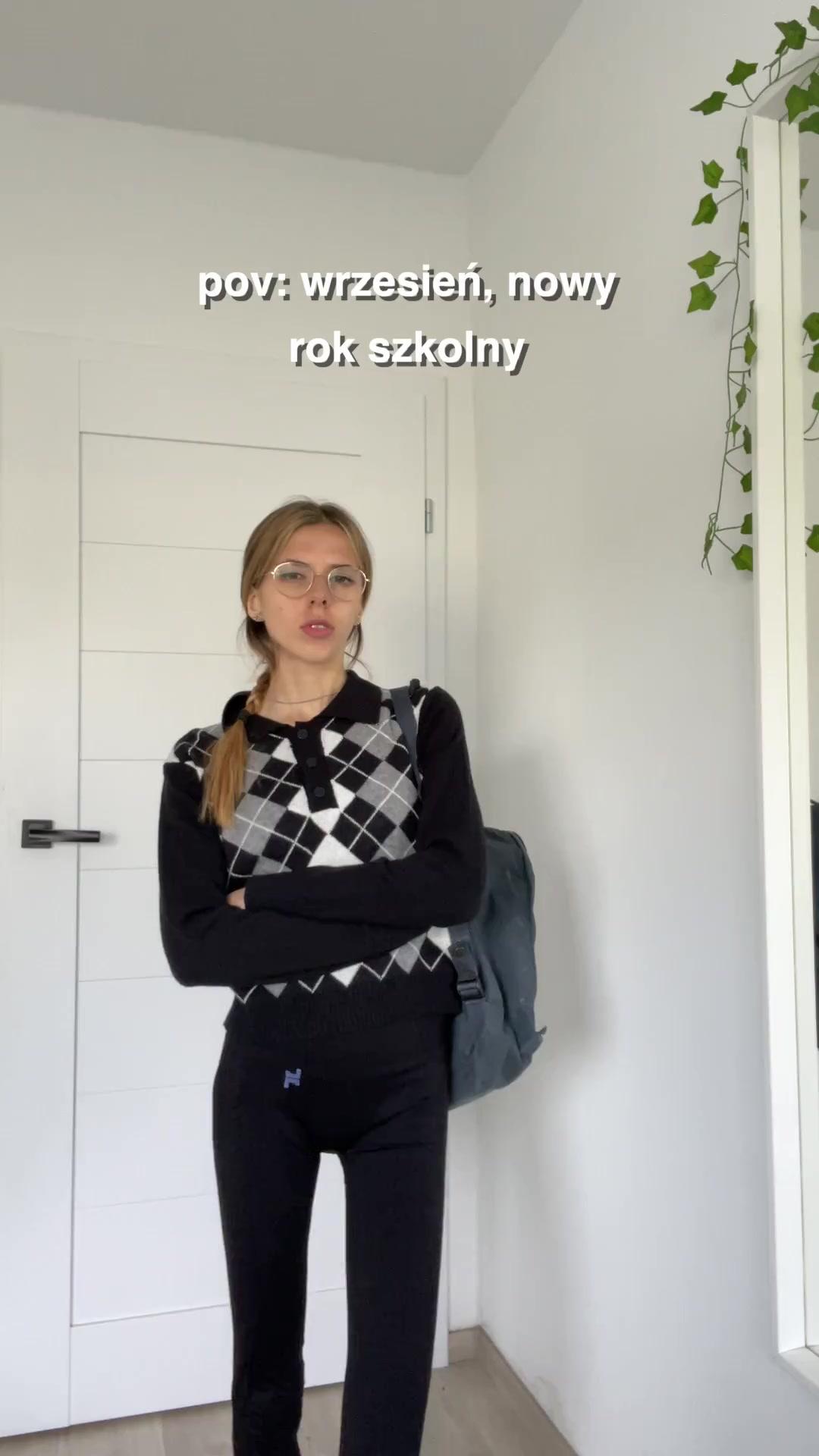 🧑‍🏫🎙️🙇🏻‍♀️ #studia #naukabezstresu #studentpolska #aplikacjanauka #sesja #AplikacjaDoNauki #studytok 