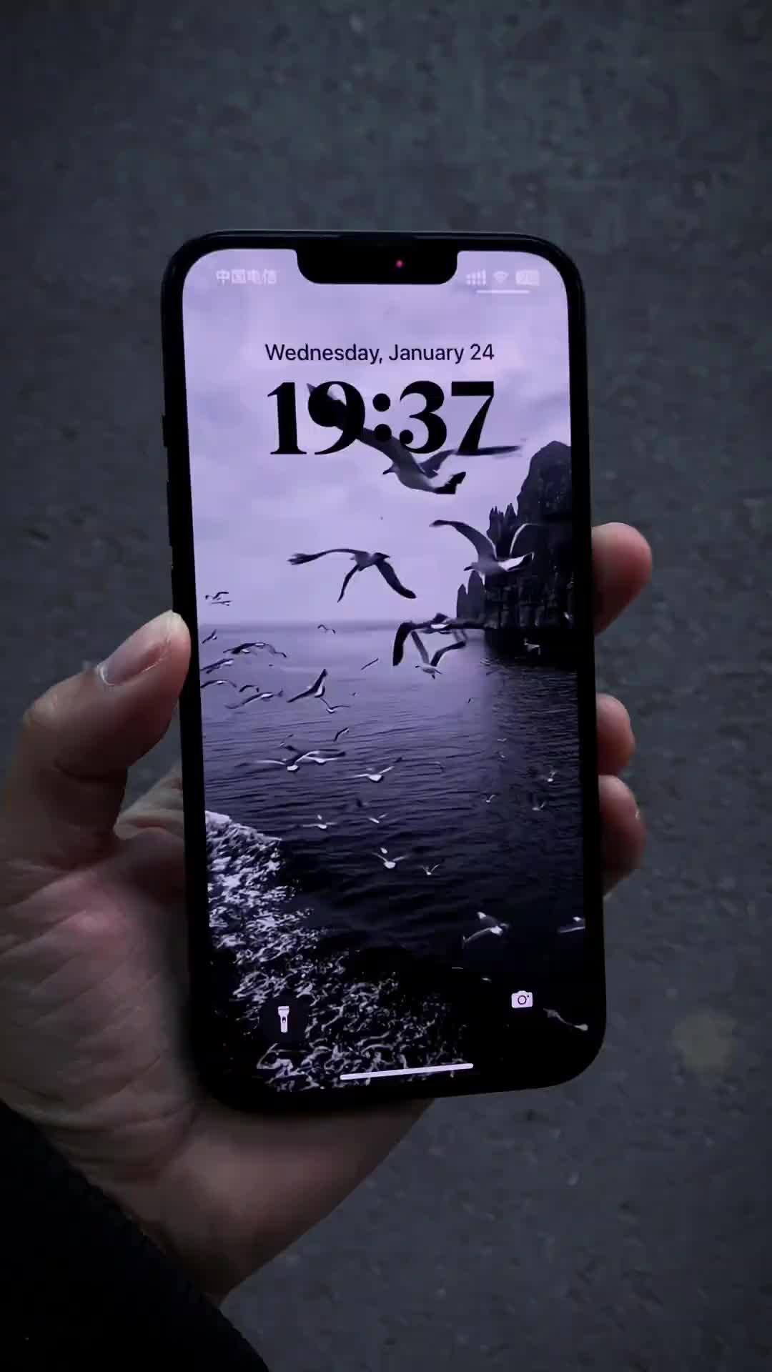 Best IOS App! awesomewallpapers & stylish app icons and more!Check out now!