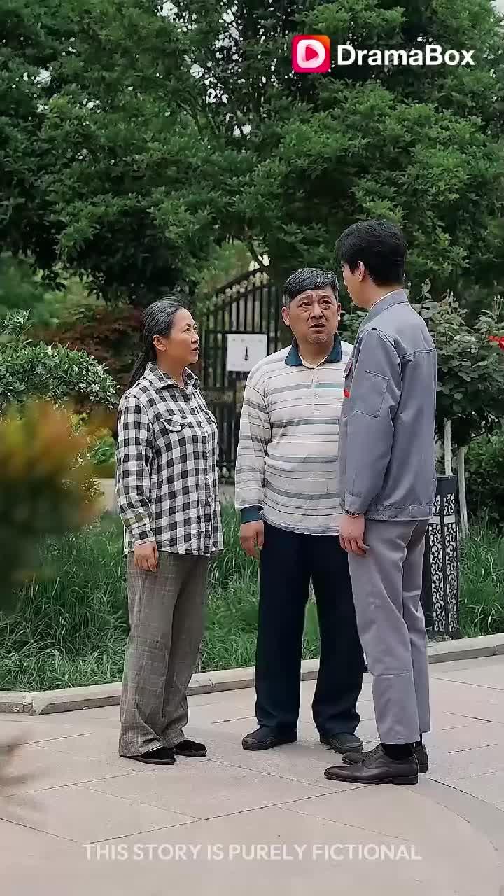 Watch more great episodes on DramaBox now!