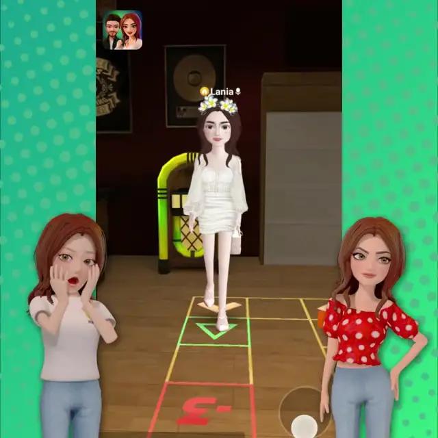 اضغط للدخول إلى غرفة شخصيات افتراضية متعددة المستخدمين. فلنلعب معاً