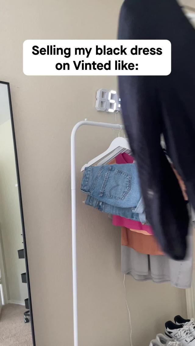 More money. More space. Less Waste. Download Vinted now!