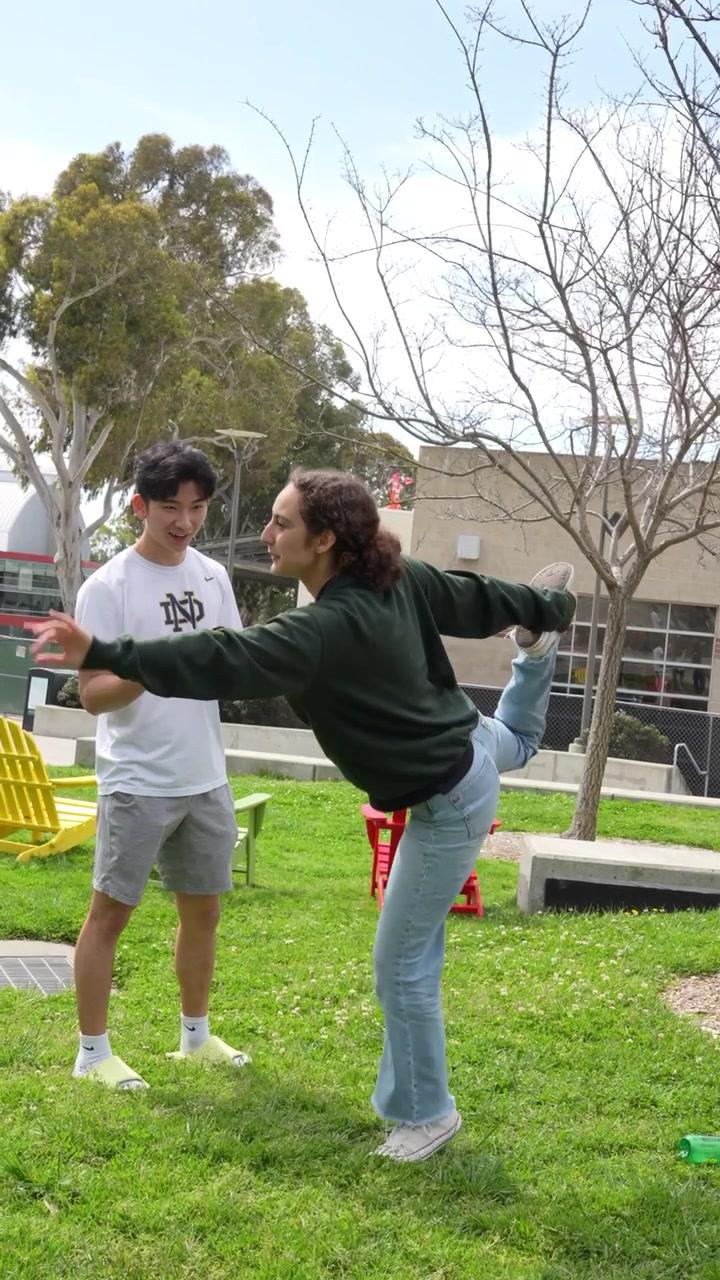 #bend #bendapp #stretching #flexibility #foryou #streetinterview #win #cash #yoga #health #fitness #foryoupage #trend #viral
