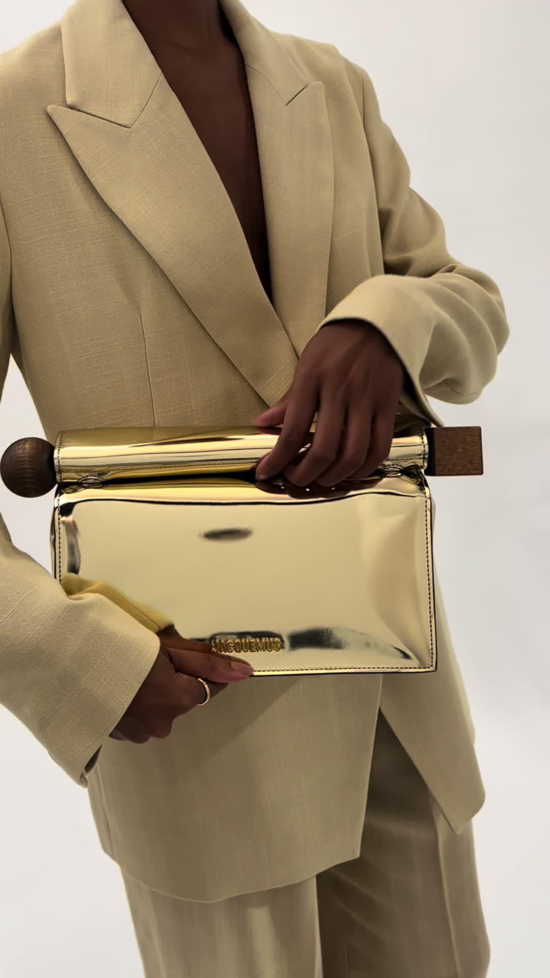 Back by popular demand ❤️‍🔥❤️‍🔥❤️‍🔥 #levelshoes #fyp #trending #relatable #jacquemus #foryoupage