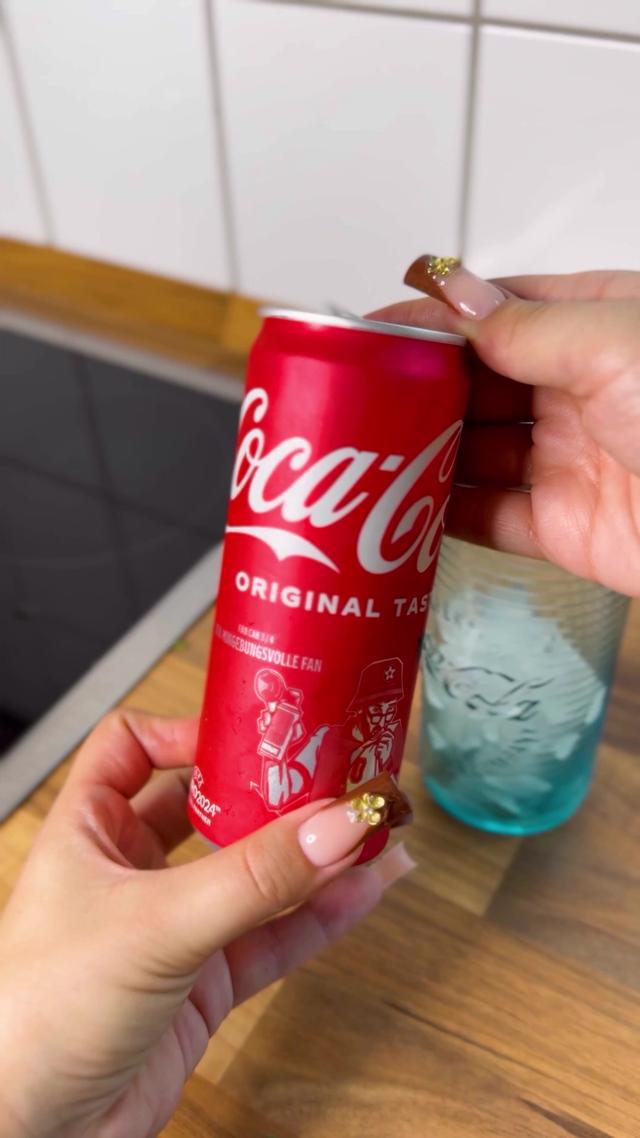 Hol dir 1 von 1.000.000 Sofortgewinnen von Coca-Cola oder Gustavo Gusto in der PENNY App!