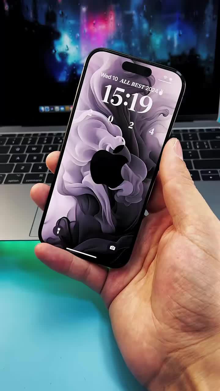 Refresh your iPhone with stylish widgets!