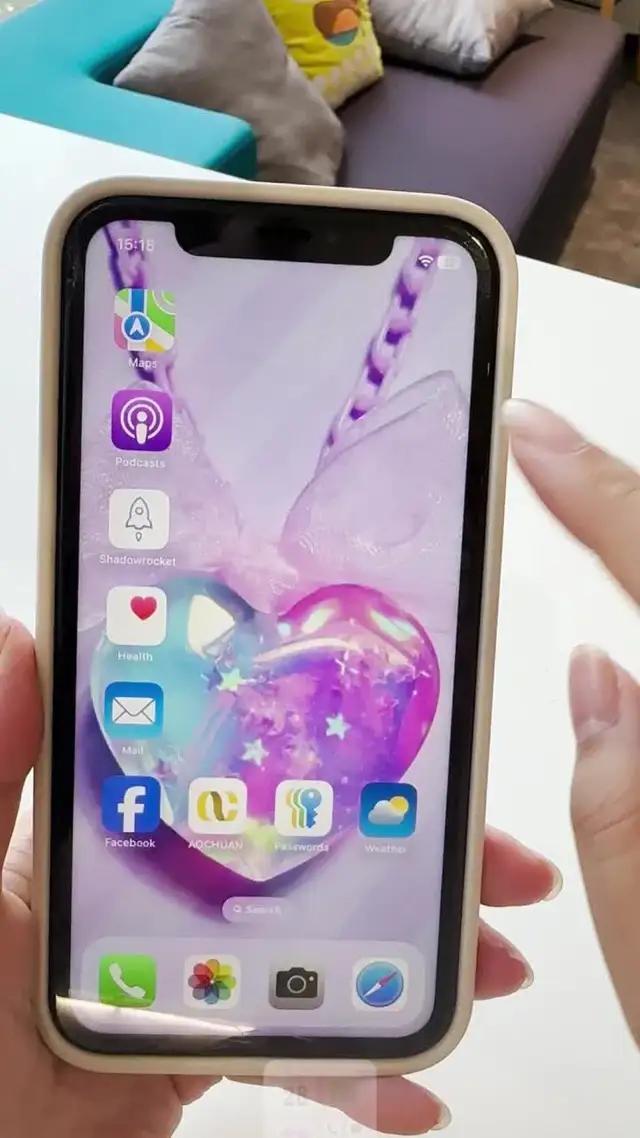 Set exclusive widgets & themes for your Phone