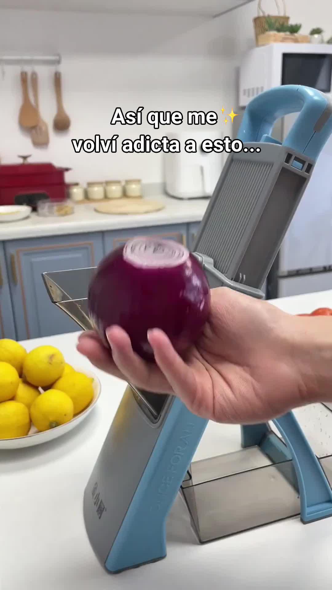 ¡Regalo gratis en Temu! ¡Prepárate para revolucionar tu cocina! Este rebanador de vegetales multifuncional es un sueño hecho realidad para los amantes de la cocina. Imagínate cortar, rallar y picar sin esfuerzo alguno. 🥕🍅 #CocinaPractica #RebanadorDeVerduras #GadgetCulinario #CocinaLimpia #Temu #Temufinds #ChefEnCasa #InnovacionEnLaCocina