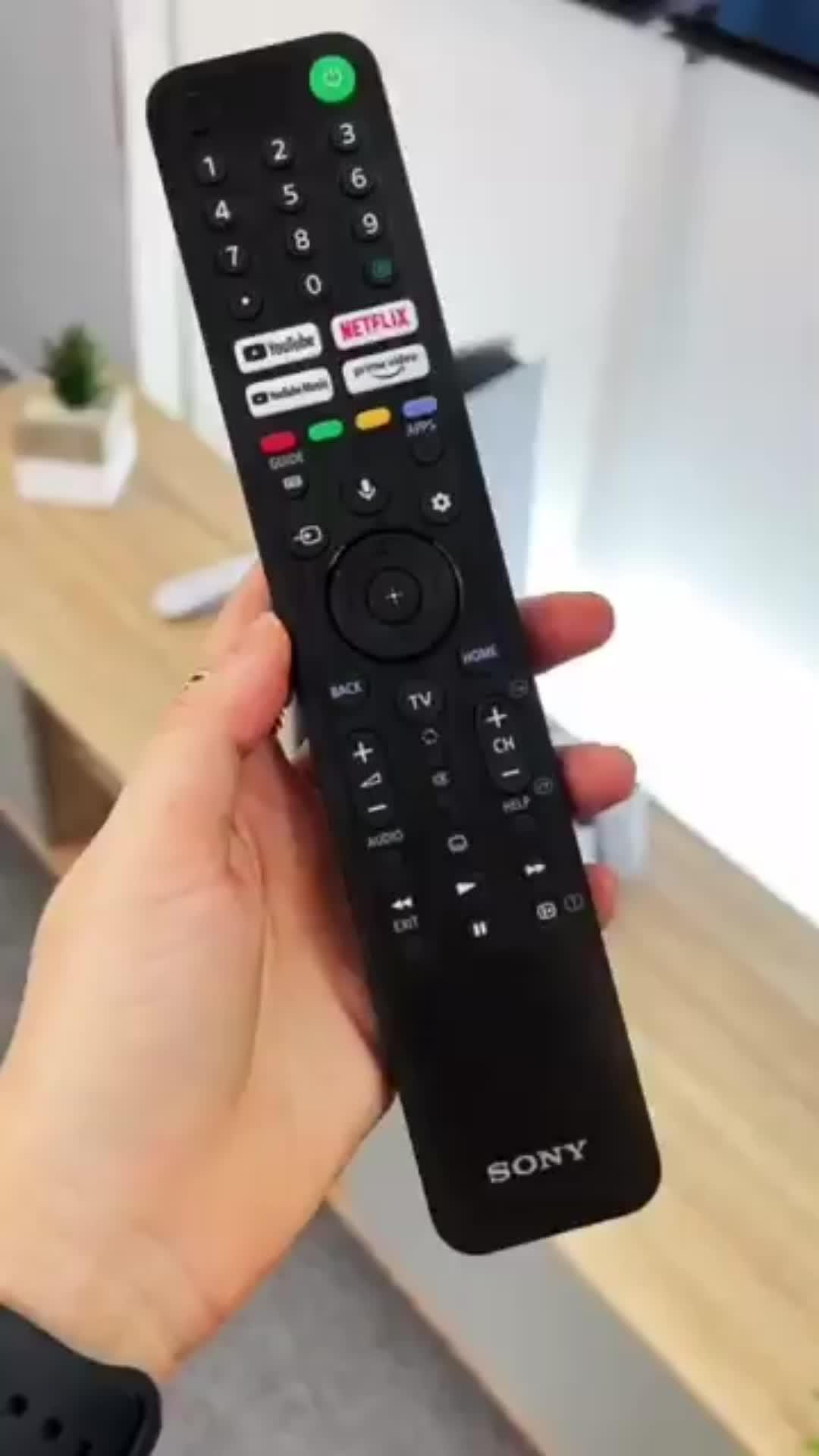 Easy setup & one click to connect to your TV