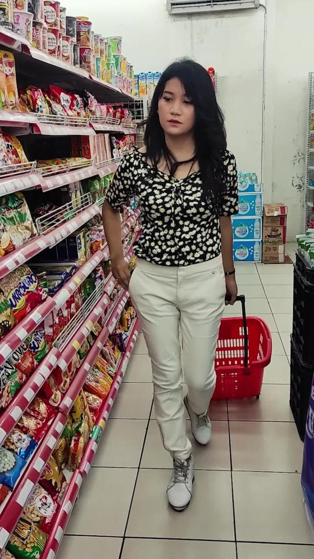 Pinjam di Danarupiah, Bunga Makin Turun. Limit 10 juta Selalu Ada Buat Kamu.
