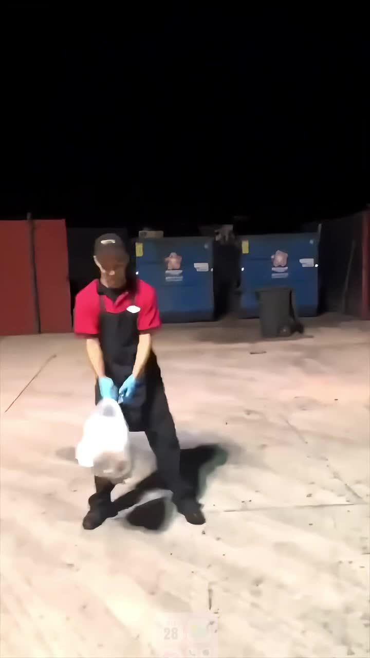 Set exclusive widgets & themes for your Phone