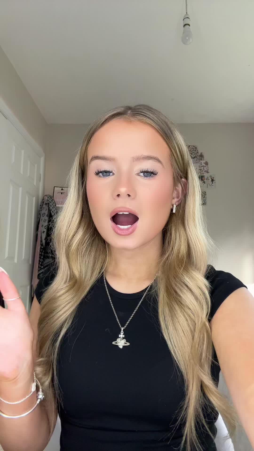 for my shopping girlies!! #foryou #fypシ #fyp #foryoupage #blonde #blueeyes #uk #urbanoutfitters #shopping