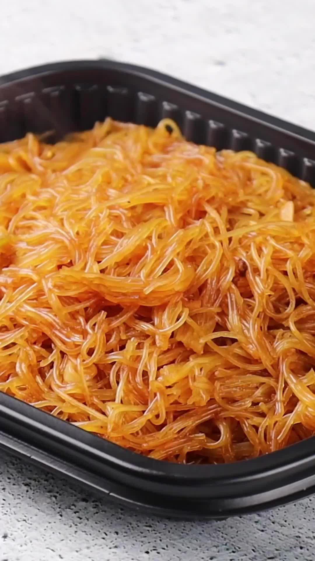 كل اللي عليك تطلب من هنقرستيشن وبيجيك توصيل مجاني لمدة 100 يوم للعملاء الجدد