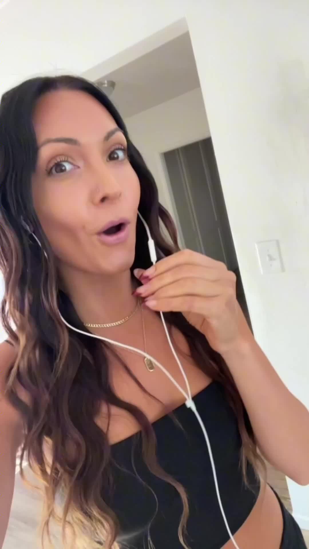 Earn Cash Back on your holiday shopping with Rakuten