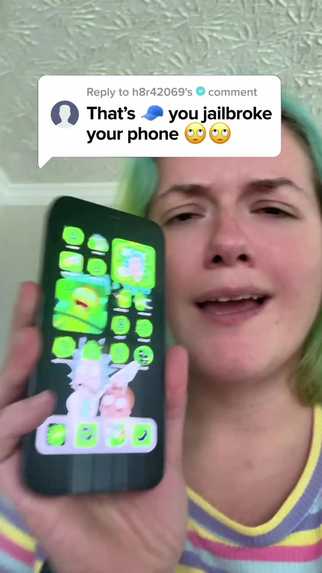 Set exclusive widgets & themes for your Phone!