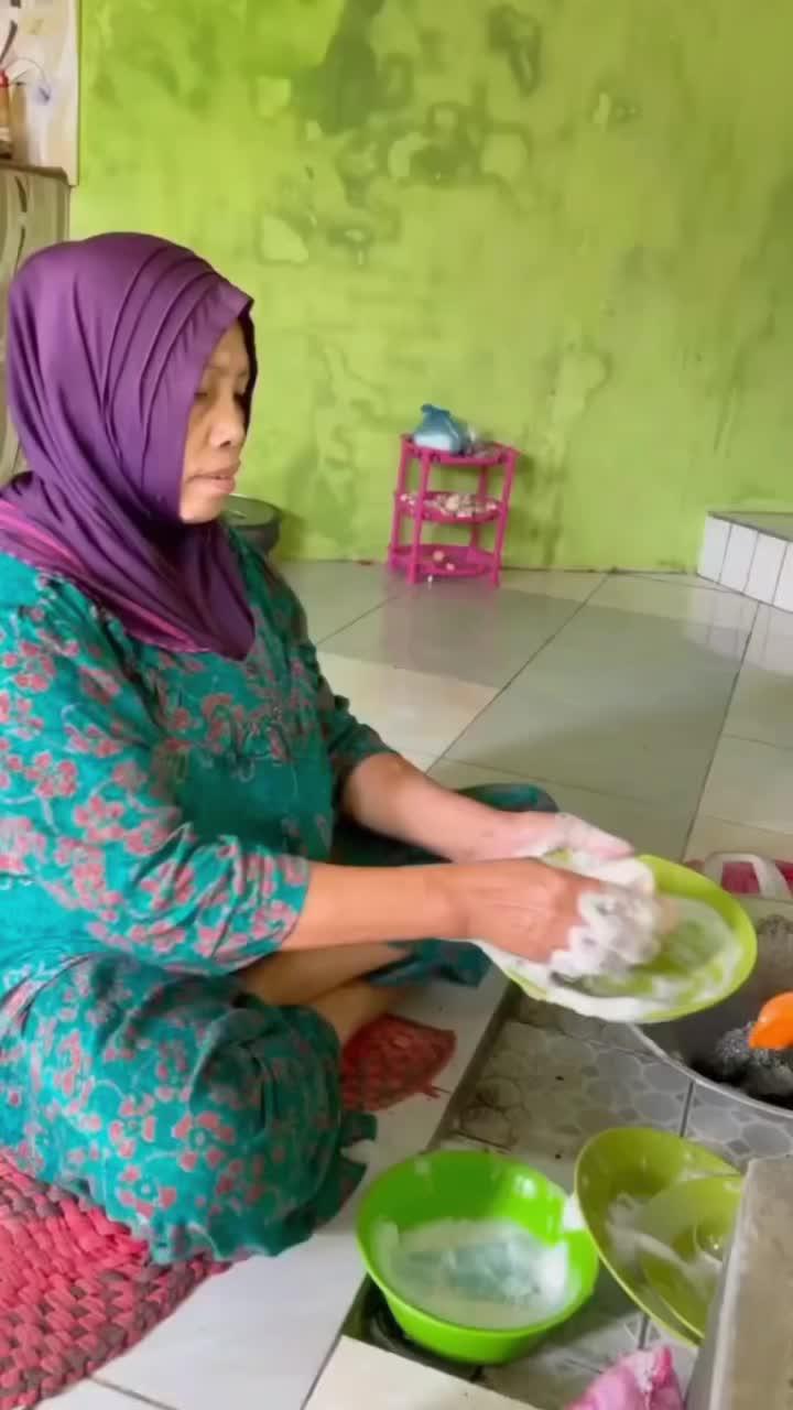 mamak ku yang kerja aku yang dapat berkah nya#samasamaketawa