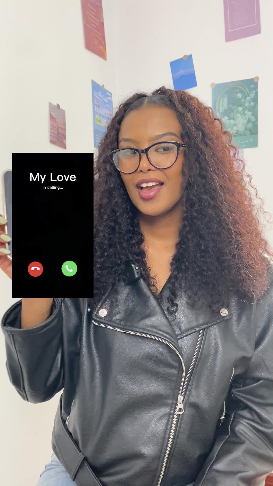 Choose theme for incoming caller