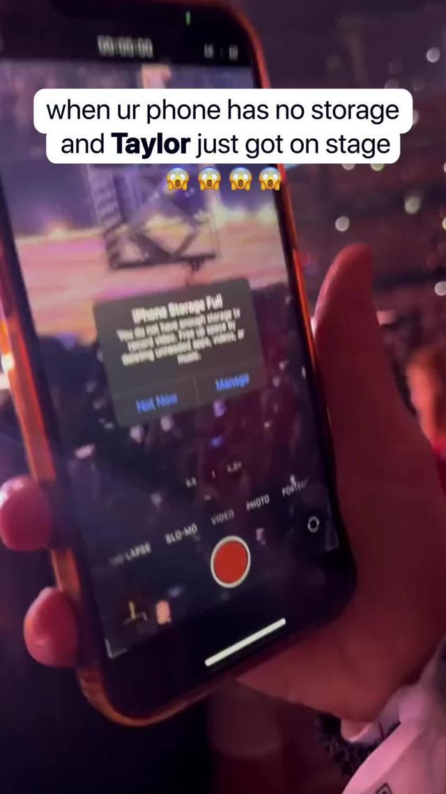 Free up iPhone storage in seconds with Cleanup!