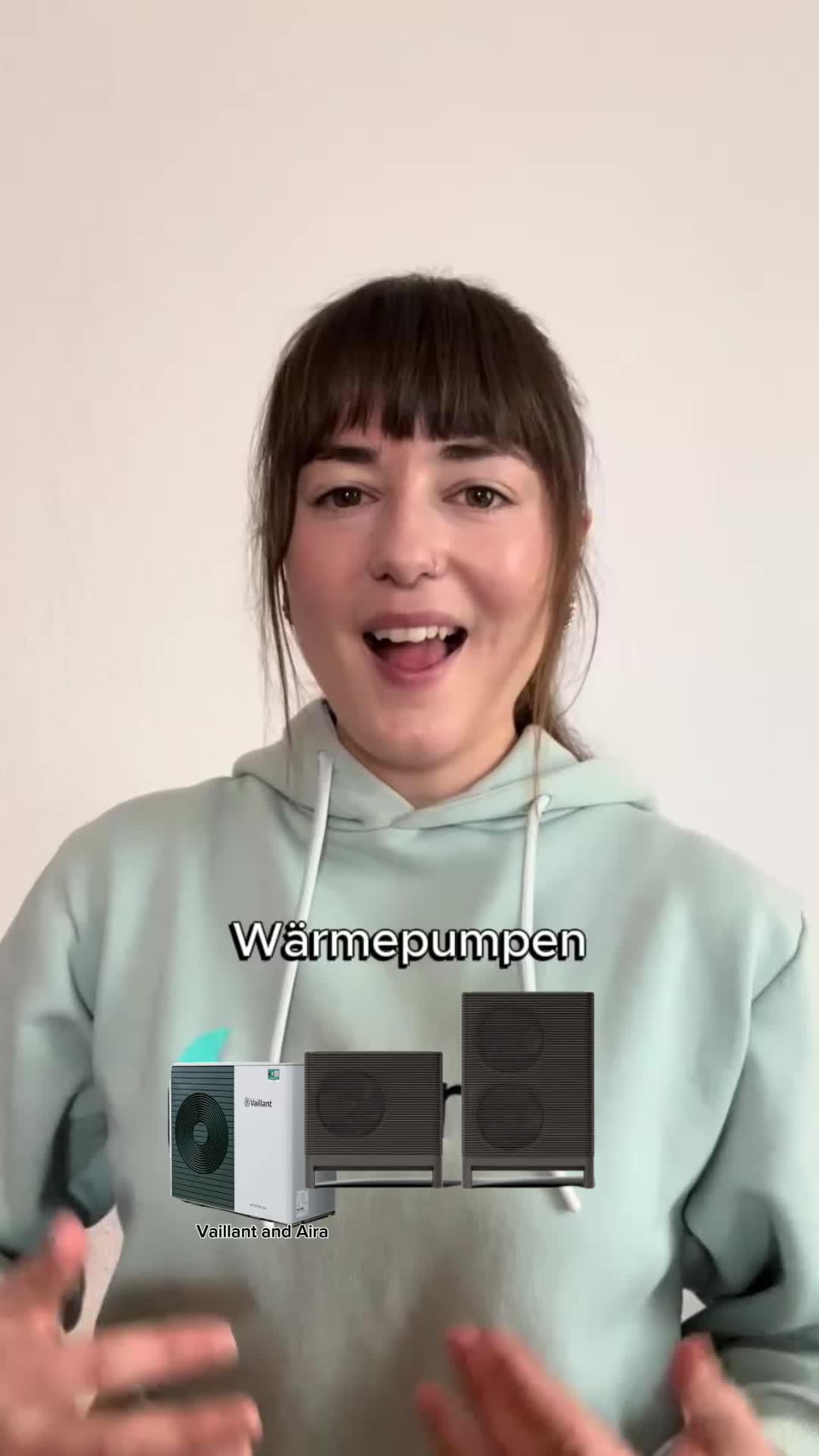 Wärmepumpen sehen etwas aus wie Klimaanlagen und sie funktionieren sogar ähnlich.  Viele Leute argumentieren, dass die Wärmepumpe somit eine viel energieeffizientere Heizmethode ist, zum Beispiel im Vergleich zu Ölheizungen. Besonders in Neubauten, wo die Isolierung gut ist und die technische Einrichtung leichter angepasst werden kann.  Wenn du eine Wärmepumpe hast, (bestimmte Marken auf der Webseite gelistet) kannst du sie mit der Ostrom-App verbinden, um Heizzeiten zu steuern, zu planen und zu verfolgen. Das kann dir helfen, energie- und kosteneffizienter zu sein! Was denkt ihr?🌡️