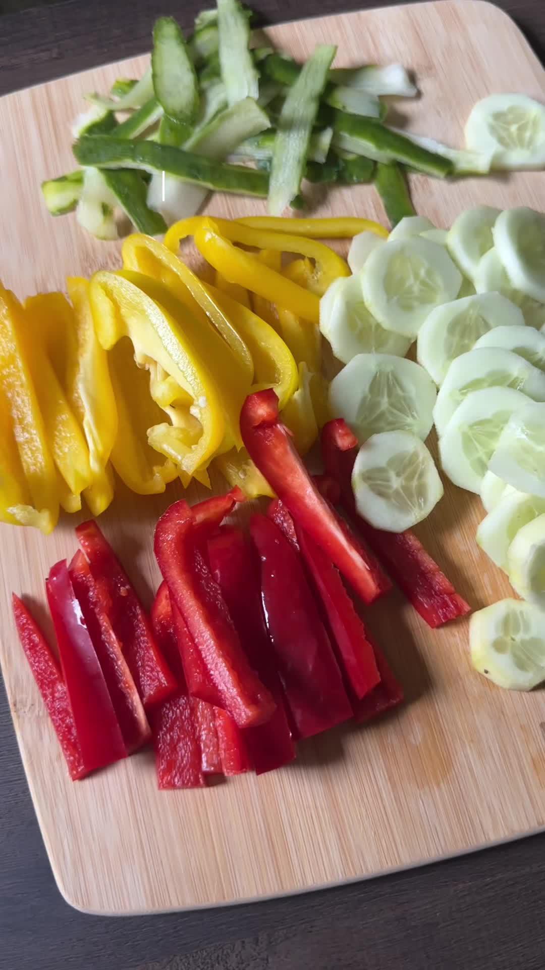 No more calorie counting! Creating a calorie deficit has never been easier with Eato.