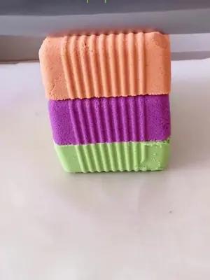 AMAZING Keyboard App! Cool Fonts, Themes, Symbols and more! Check out now!