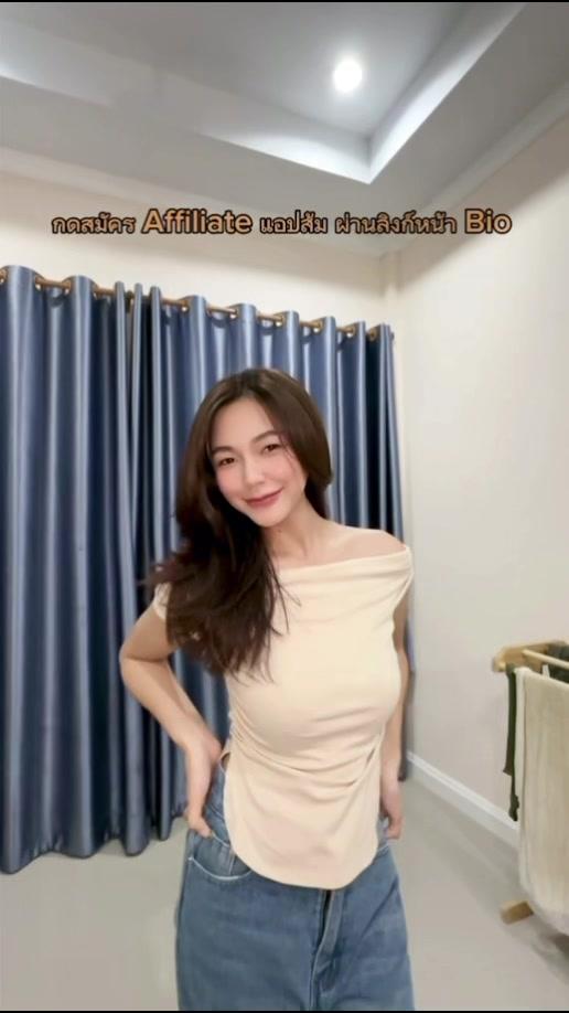 วันนี้ใส่เสื้อสีอะไรดีน๊าาา 🧡#OOTDxแอปส้ม  #OOTD  #รีวิวแฟชั่นแอปส้ม #oulfitisideas #คลาสแฟชั่น