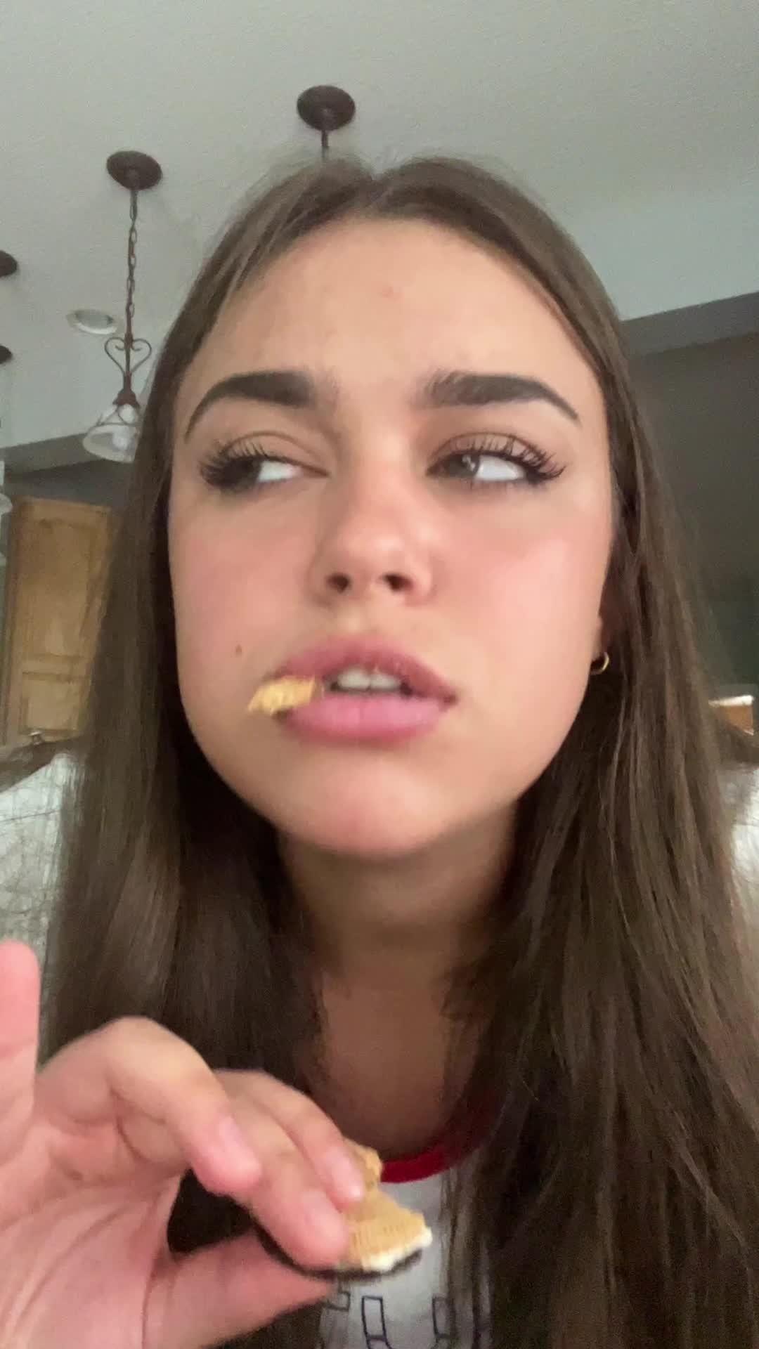 timate viewing experience