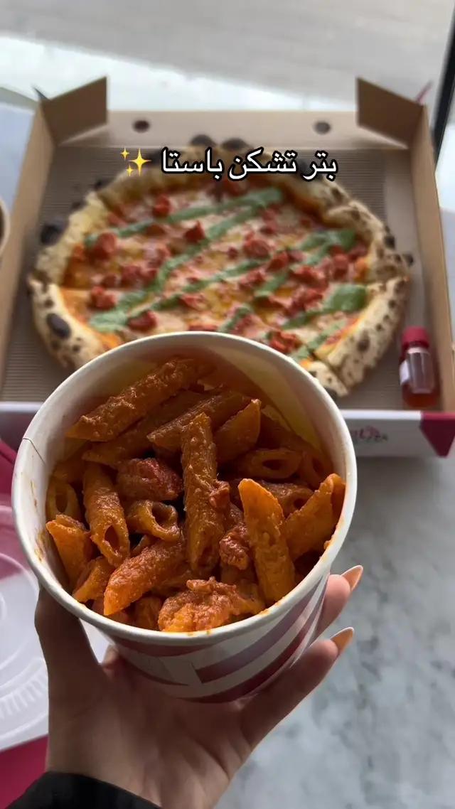#اكسبلورexplore #بيتزا #بيتزا🍕 #ليتس_بيتزا #لايكات #الرياض #الذ_بيتزا @Let’s Pizza 