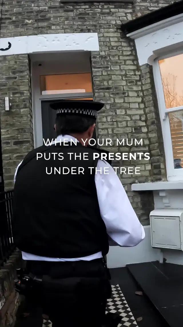 YOU are the detective in this interactive story game