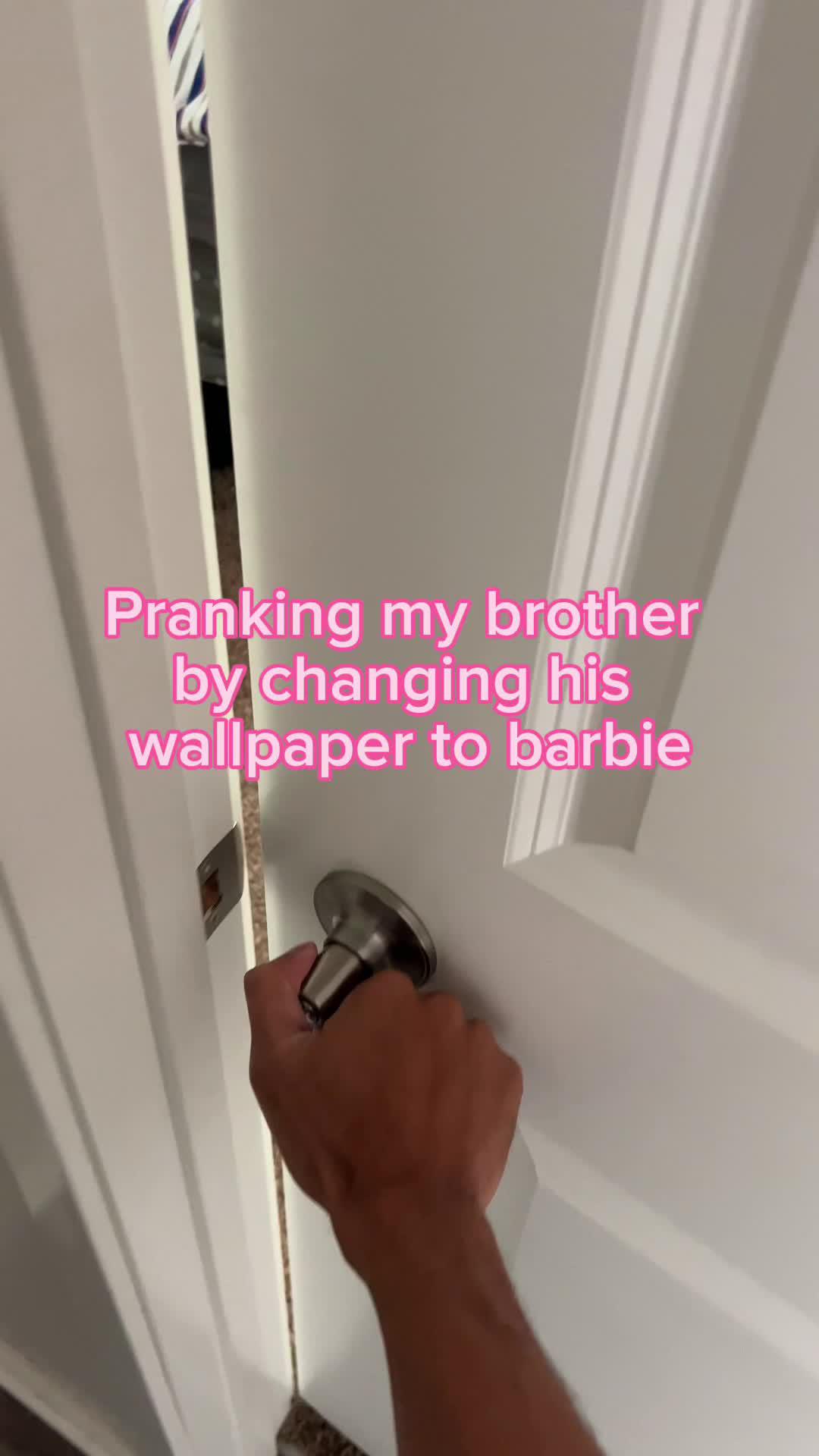 Set exclusive icons & themes for your iPhone!