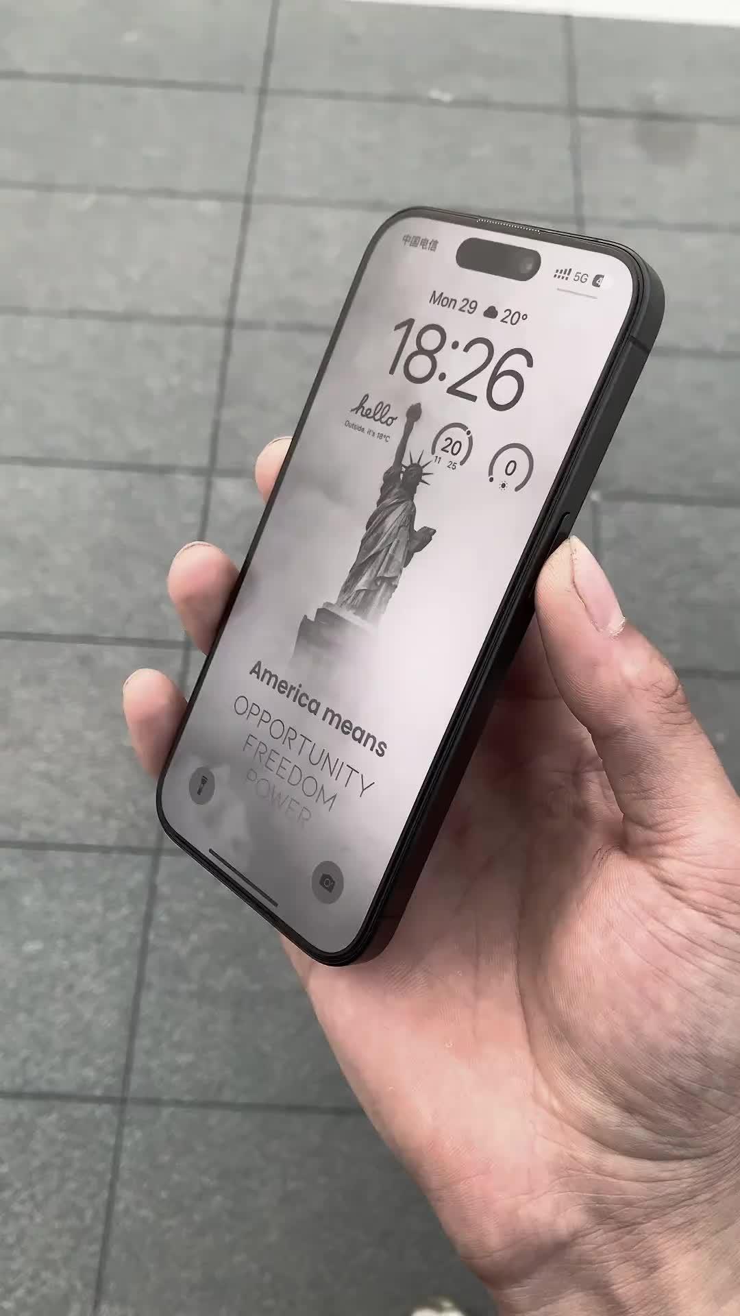 Best IOS App! awesomewallpapers & stylish app icons and more!Check out now!