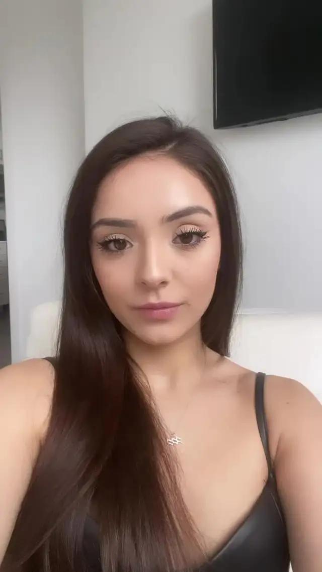 Make great friends worldwide or nearby through live video chats.