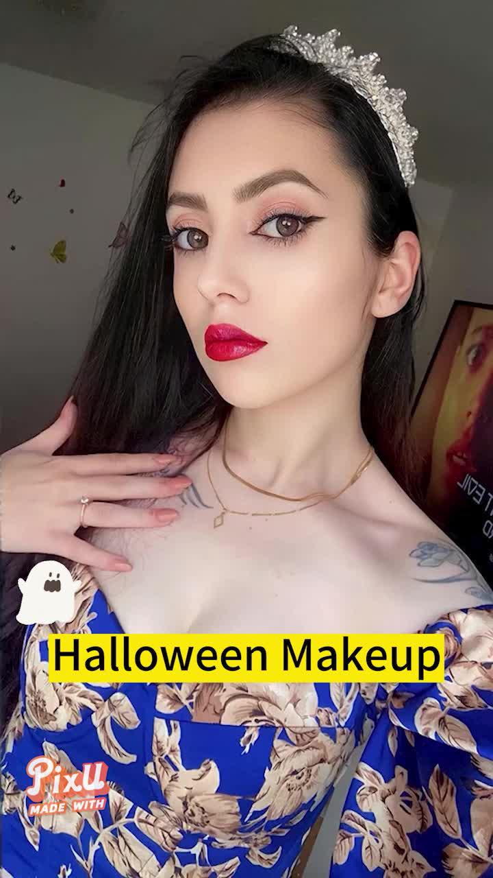 Try our latest Halloween templates and rock them all!!