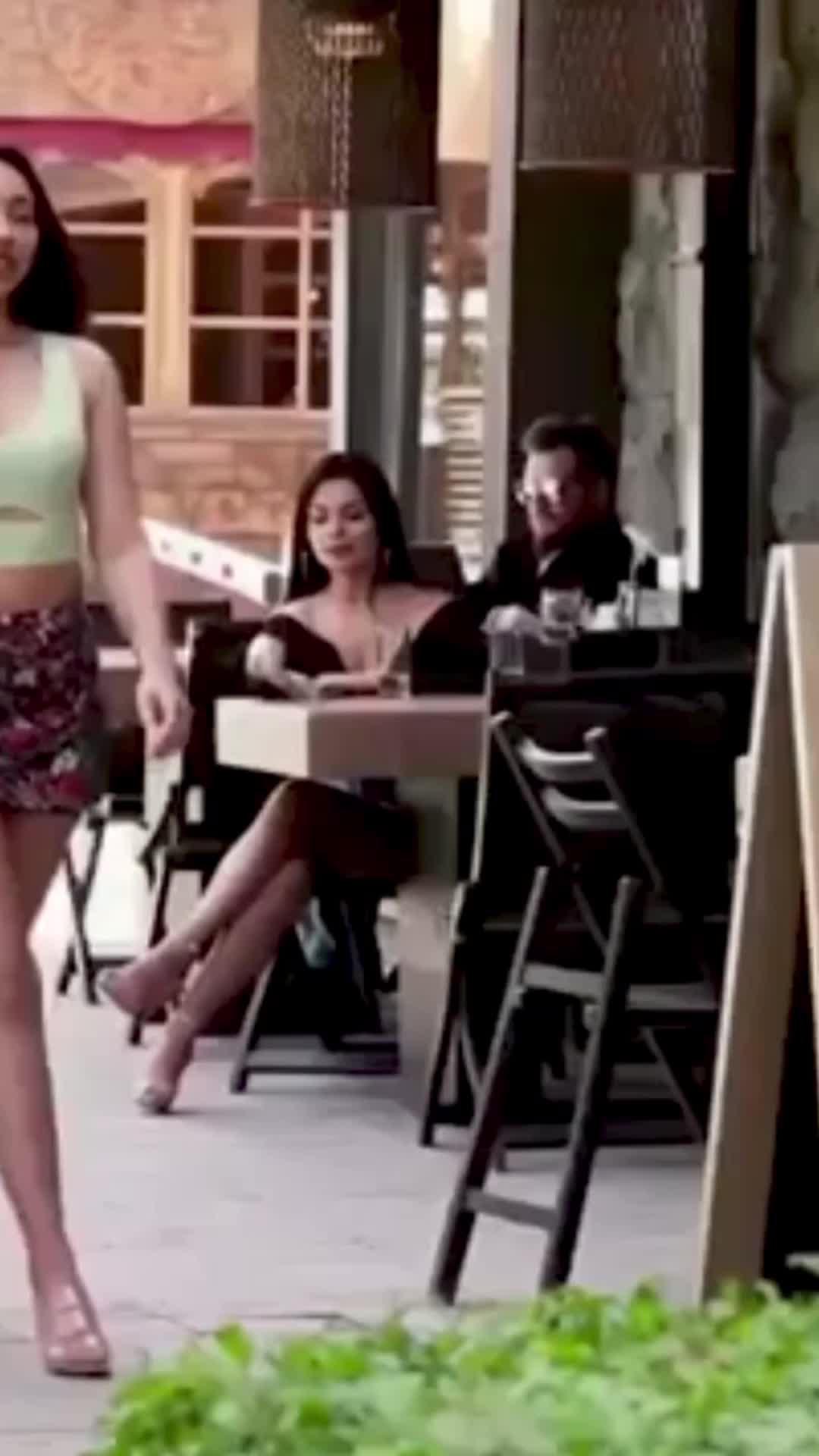 Make your work life simpler with this smart editor!